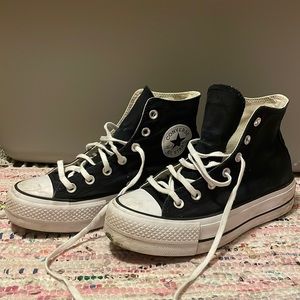 Black Platform Converse Size 6.5 Women’s